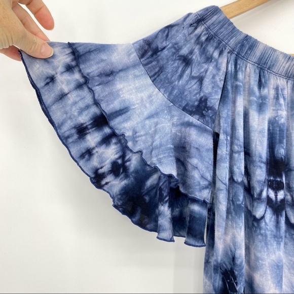 Simply Southern blue white tie dye ruffle sleeve top - Picture 3 of 11